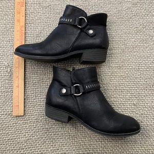 G.H. Bass & Co. booties